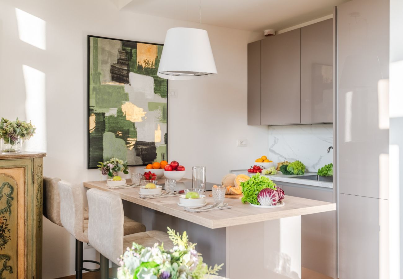 Ferienwohnung in Lucca - Verdi 1928, A Cozy Wallside Retreat