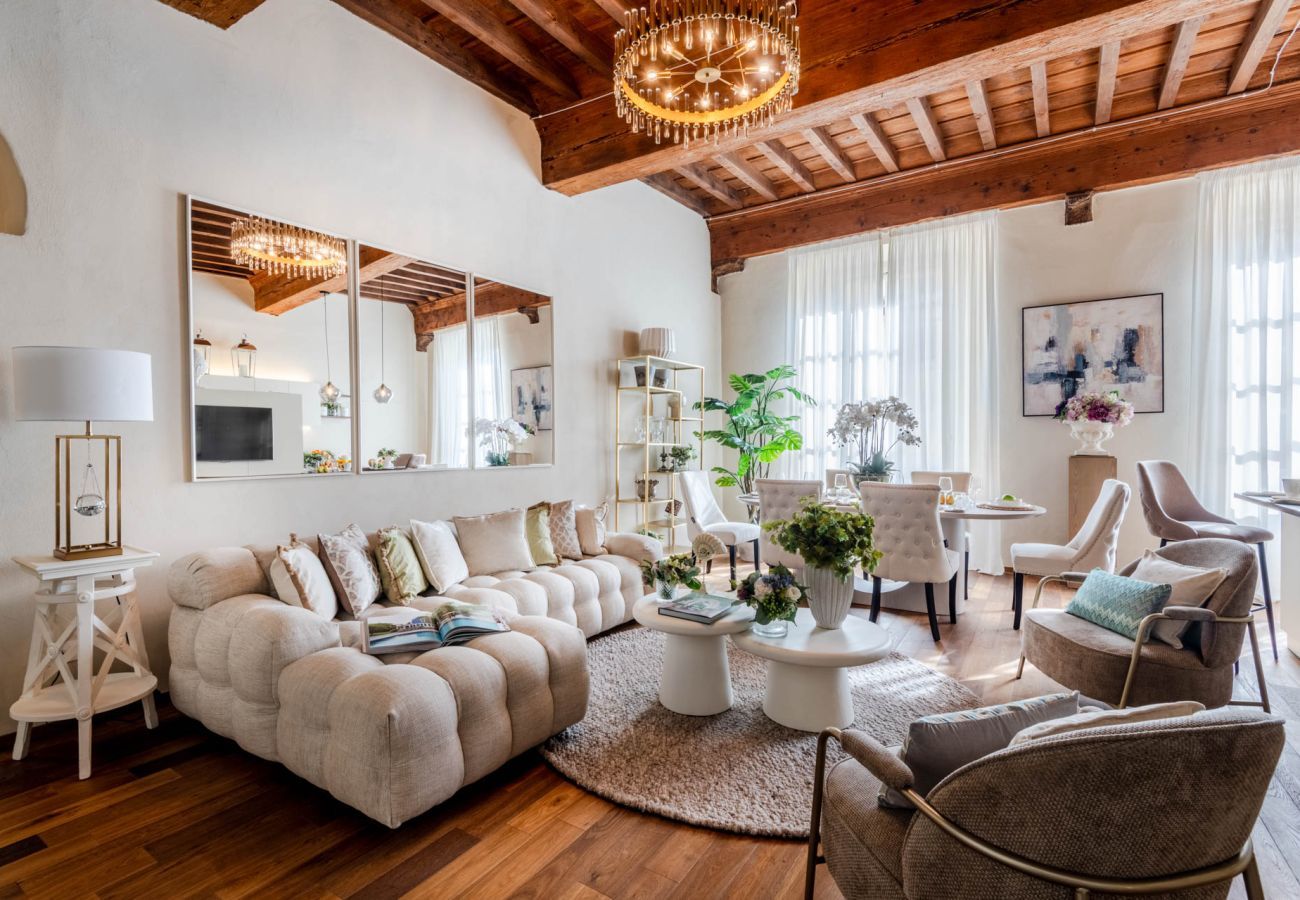 Ferienwohnung in Lucca - The Mosaic House