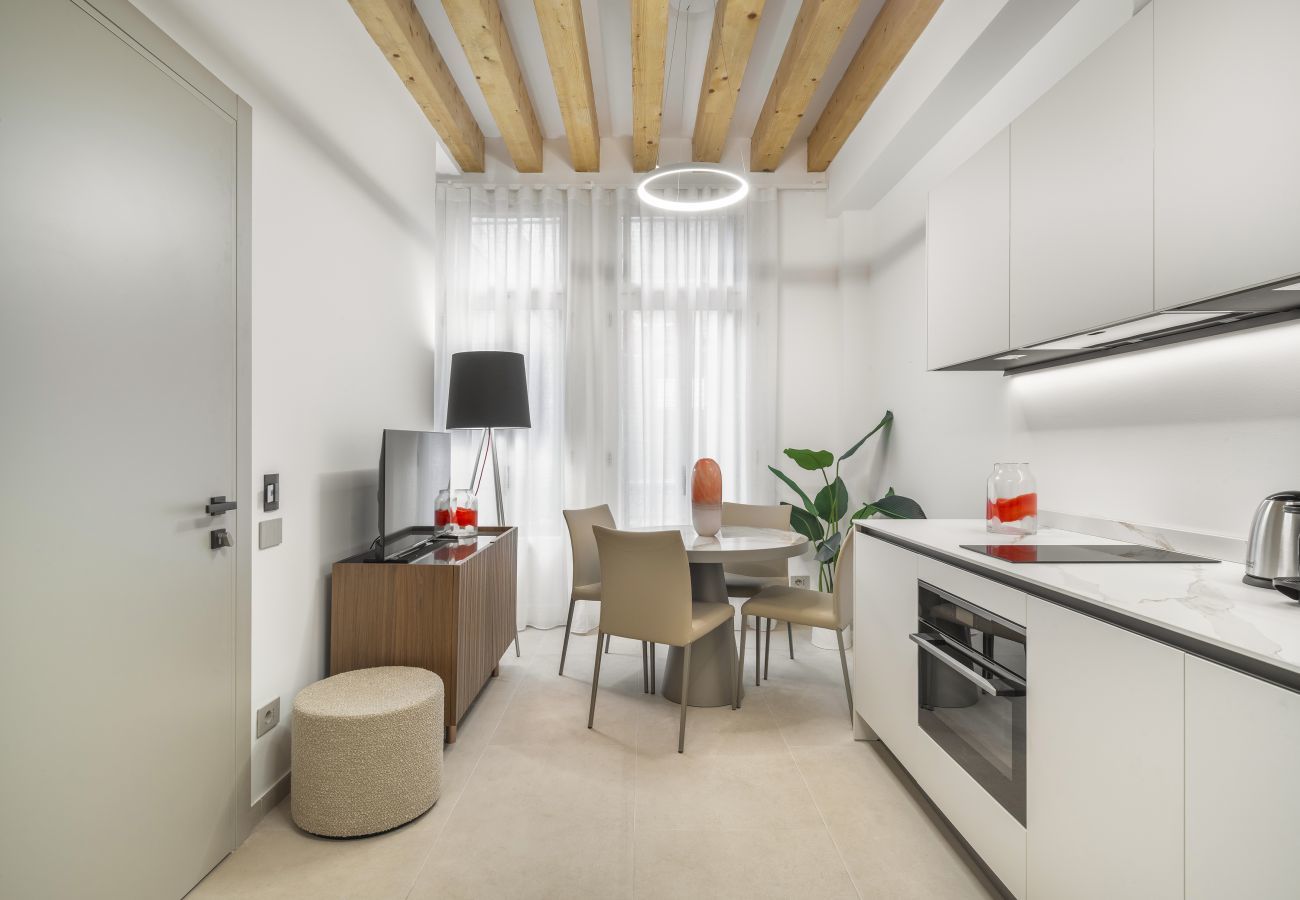 Ferienwohnung in Venedig - Palazzo Degli Eletti Red Apartment R&R