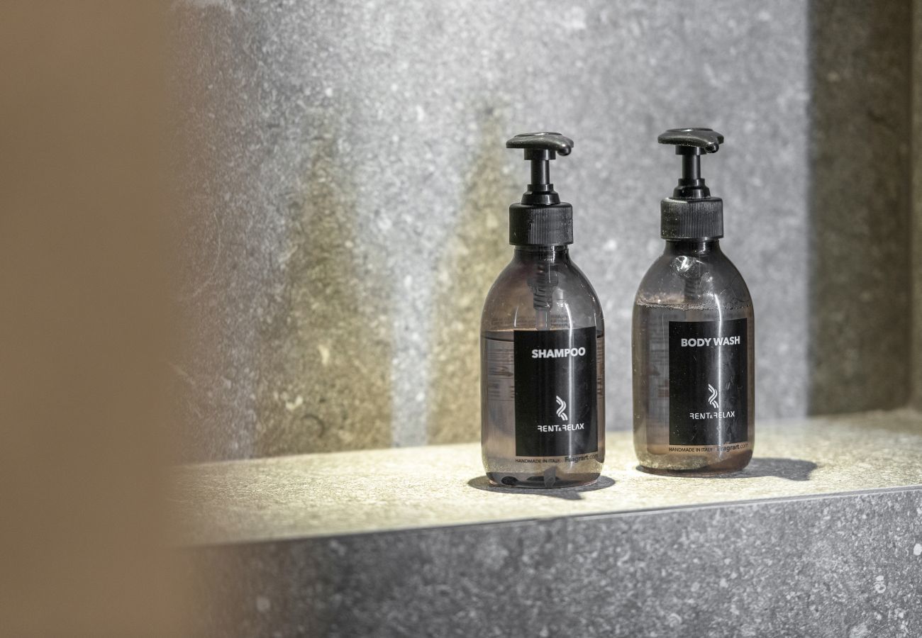 Ferienwohnung in Cortina d´Ampezzo - Cademai Alpenglow Chalet with Sauna R&R