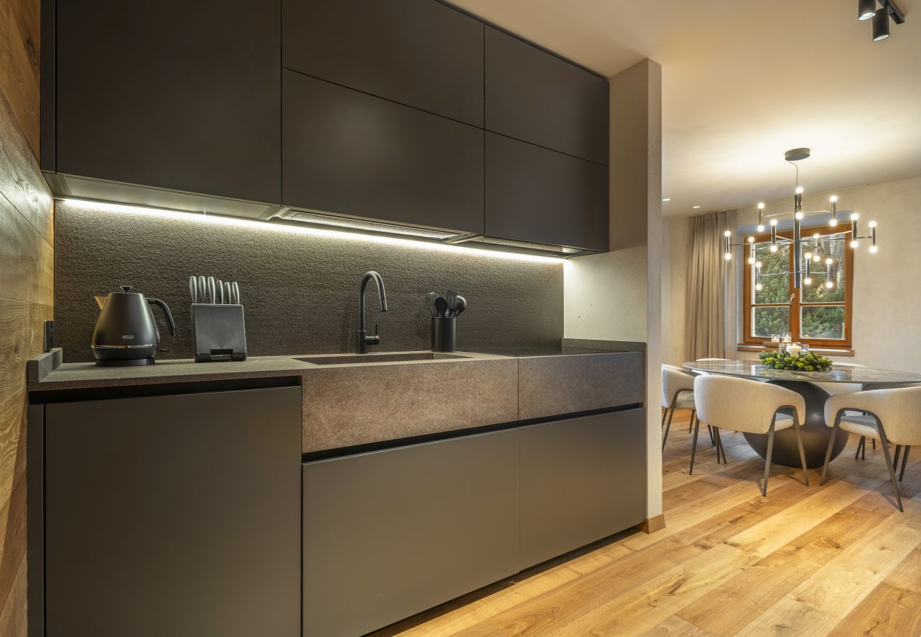 Ferienwohnung in Cortina d´Ampezzo - Cademai Alpenglow Chalet with Sauna R&R