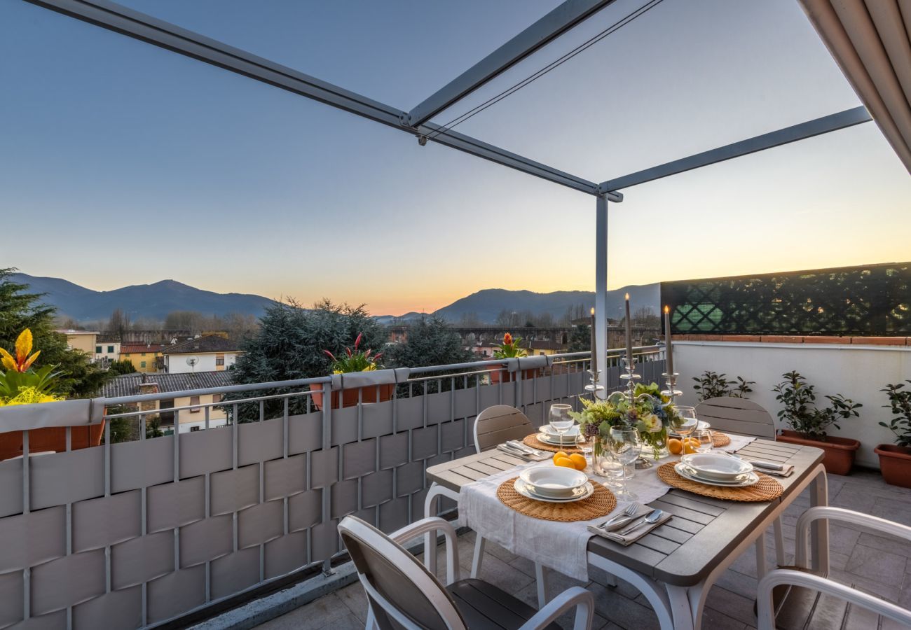 Ferienwohnung in Lucca - The Sunwall Loft