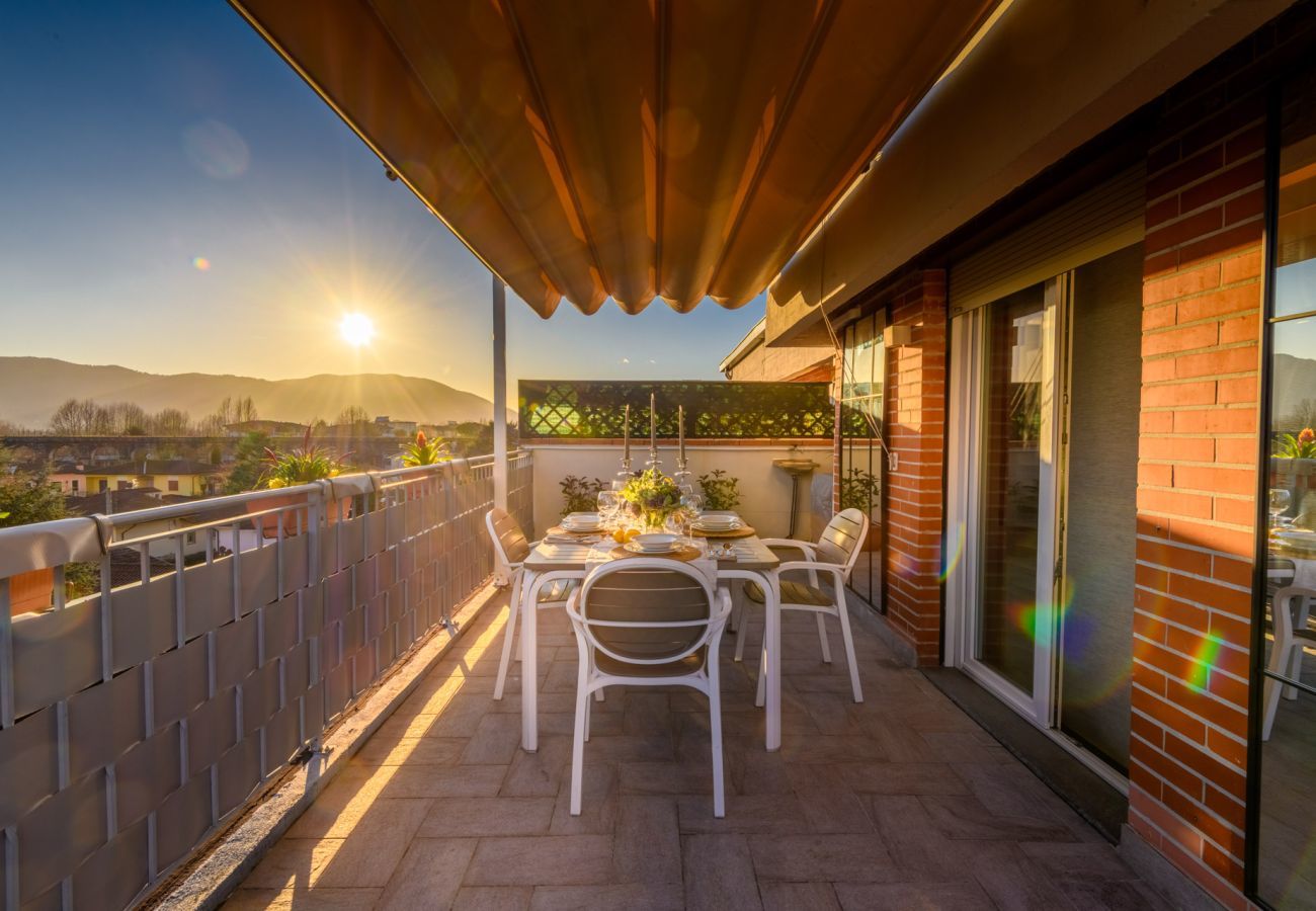 Ferienwohnung in Lucca - The Sunwall Loft