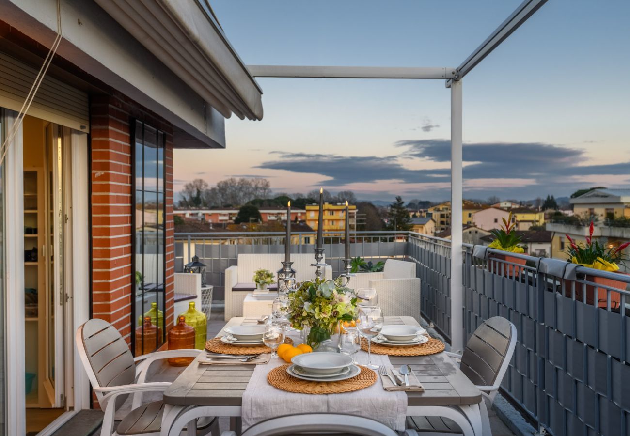 Ferienwohnung in Lucca - The Sunwall Loft