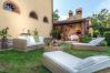 Villa in Uzzano - Rosyabate Cottage Villa in Uzzano - Rosyabate Cottage