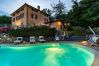 Villa in Camaiore - Casolare Dei Colli Villa in Camaiore - Casolare Dei Colli