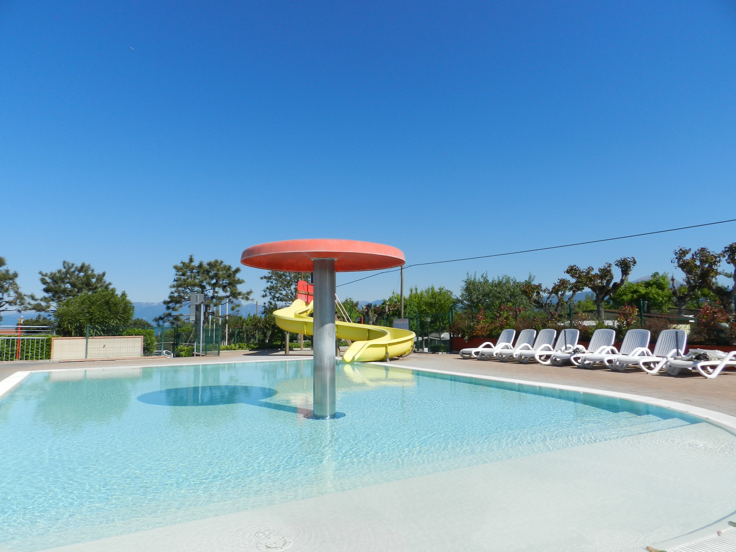 in Lazise - Regarda – apartment Rosa Alba 7 with free entrance to camping and beach