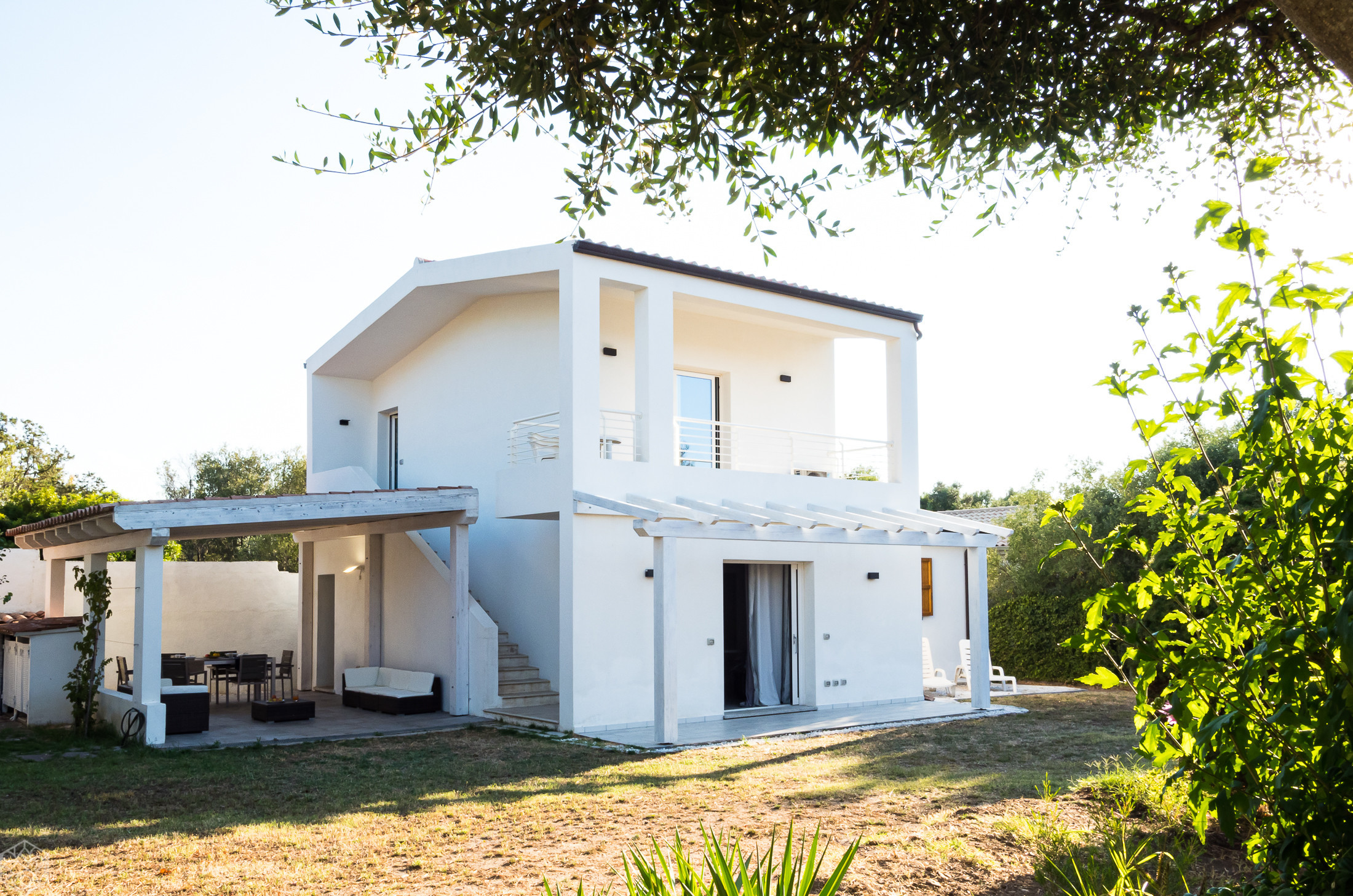 Villa in Olbia - Villetta Bianca - modern house 400mt sandy beach