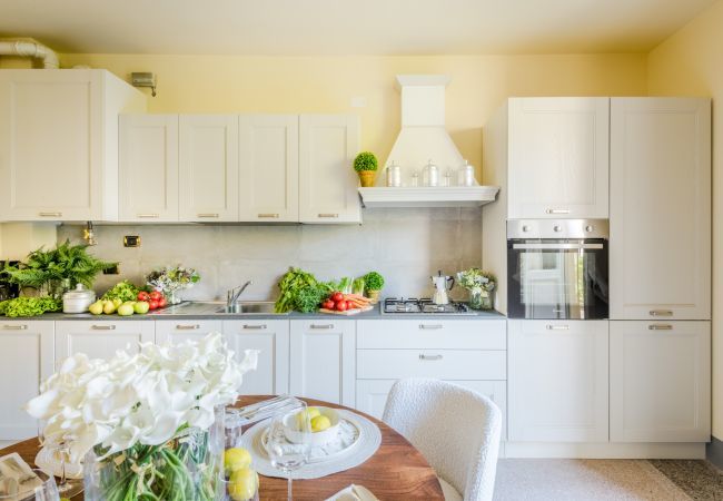 Apartment in Lucca - The Arnolfini Portrait Apartment Apartment in Lucca - The Arnolfini Portrait Apartment