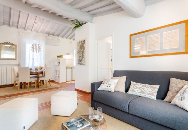 Apartment in Lucca - A Toproof Penthouse Apartment with Elevator and Private Garden Inside the Walls