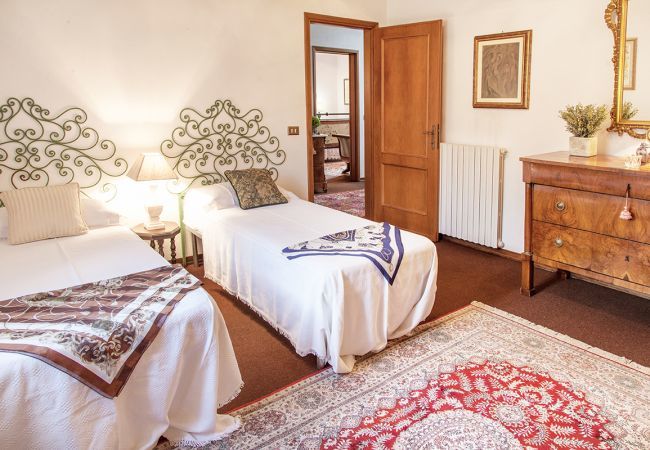 Villa in Camaiore - Bicocche Stone Farmhouse Villa in Camaiore - Bicocche Stone Farmhouse