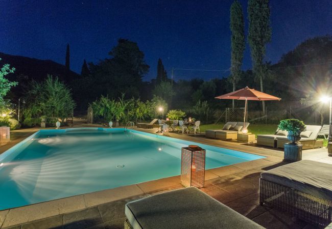 Villa in Camaiore - Bicocche Stone Farmhouse Villa in Camaiore - Bicocche Stone Farmhouse
