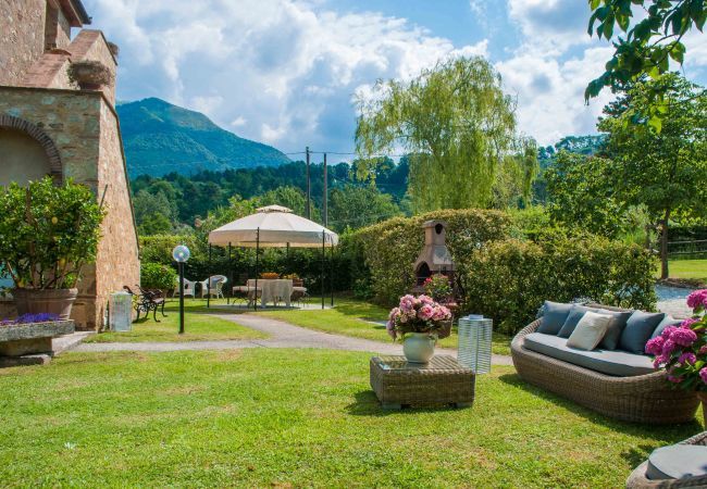 Villa in Camaiore - Bicocche Stone Farmhouse Villa in Camaiore - Bicocche Stone Farmhouse