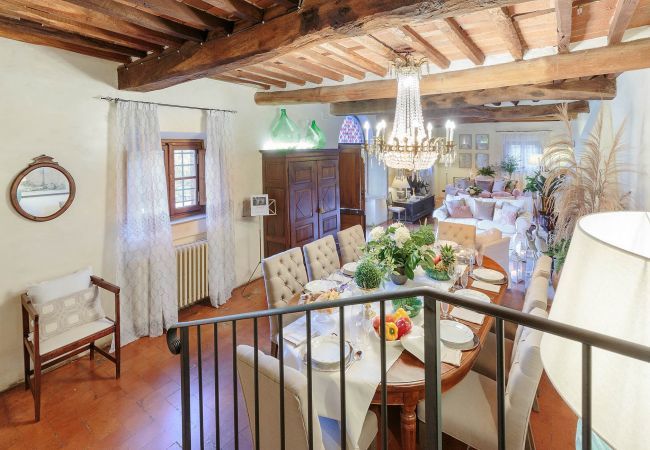 Villa in Vorno - Villa Viola Residenze Seicento Villa in Vorno - Villa Viola Residenze Seicento