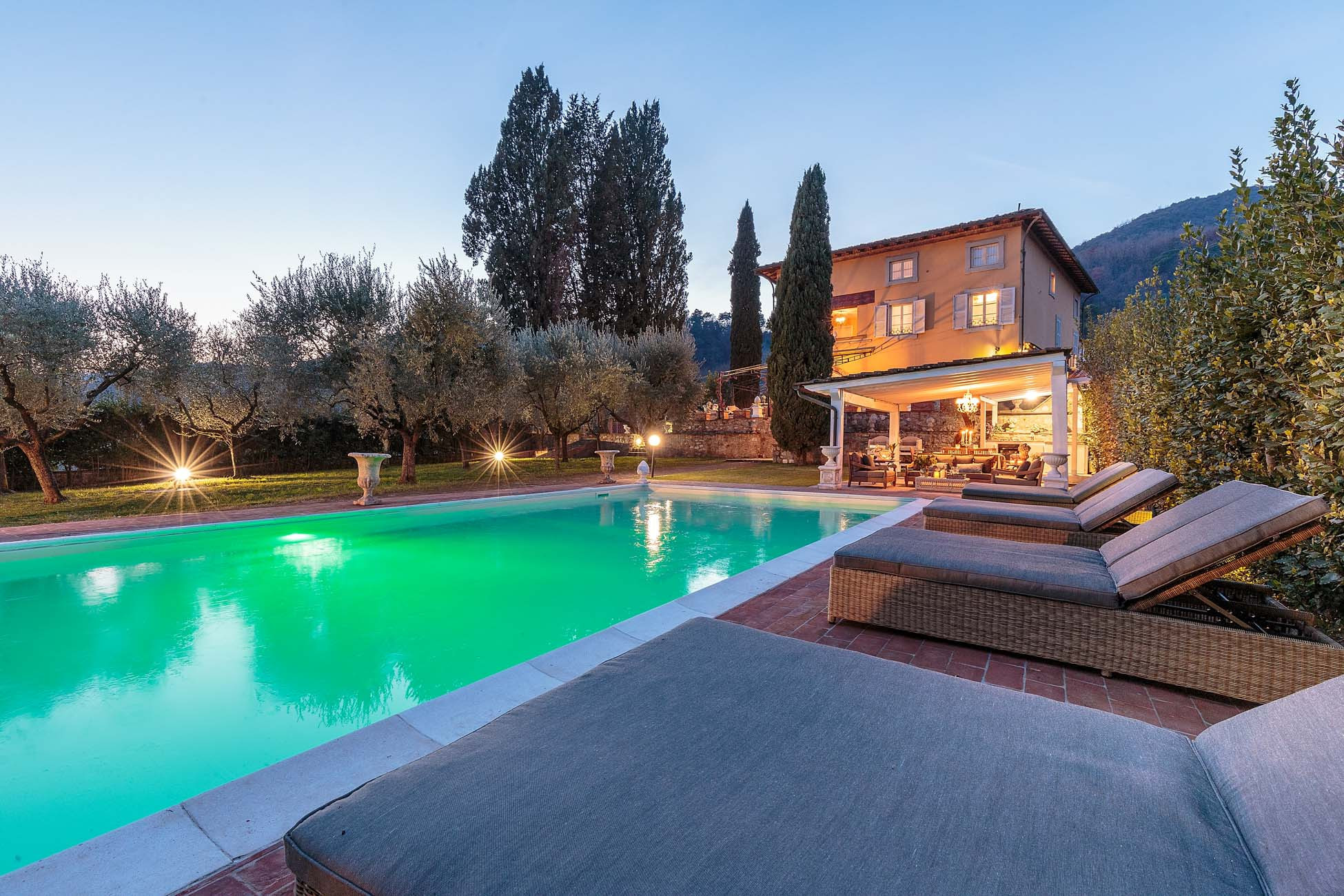 Villa/Dettached house in Maggiano - Charming & Luxury 10 Bedrooms VILLA MEDEA Close to the City Centre of Lucca