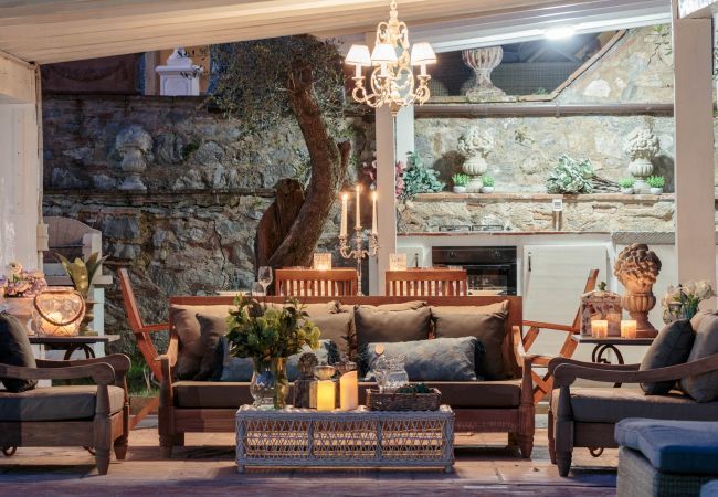 Villa in Maggiano - Villa Medea Villa in Maggiano - Villa Medea