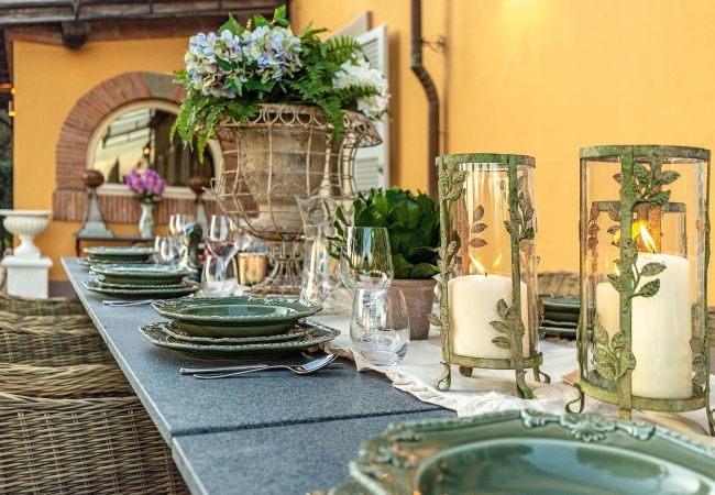 Villa in Maggiano - Villa Medea Villa in Maggiano - Villa Medea