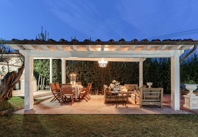 Villa in Maggiano - Villa Medea Villa in Maggiano - Villa Medea