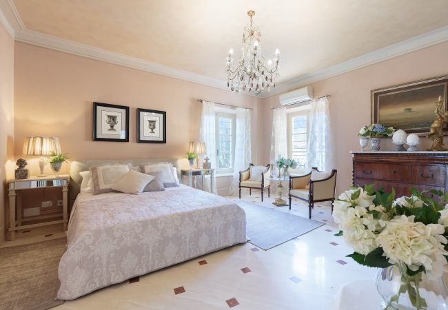 Villa in Maggiano - Villa Medea Villa in Maggiano - Villa Medea