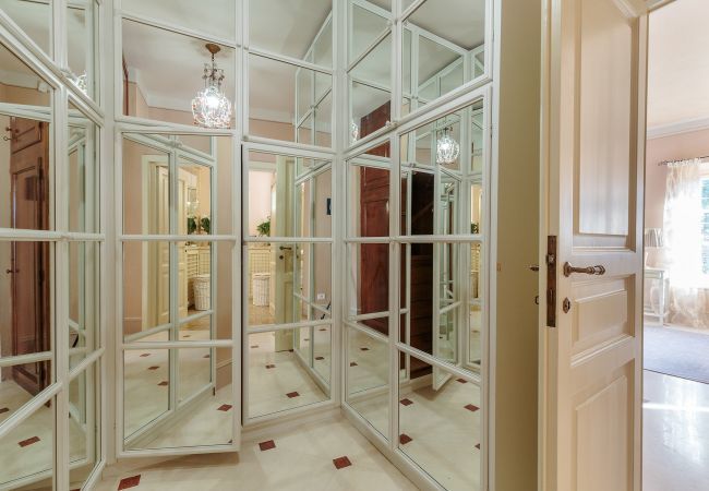 Villa in Maggiano - Villa Medea Villa in Maggiano - Villa Medea