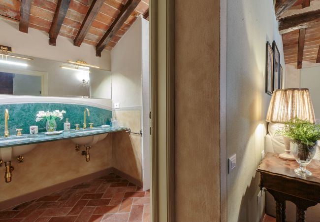 Villa in Maggiano - Villa Medea Villa in Maggiano - Villa Medea