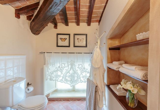 Villa in Maggiano - Villa Medea Villa in Maggiano - Villa Medea