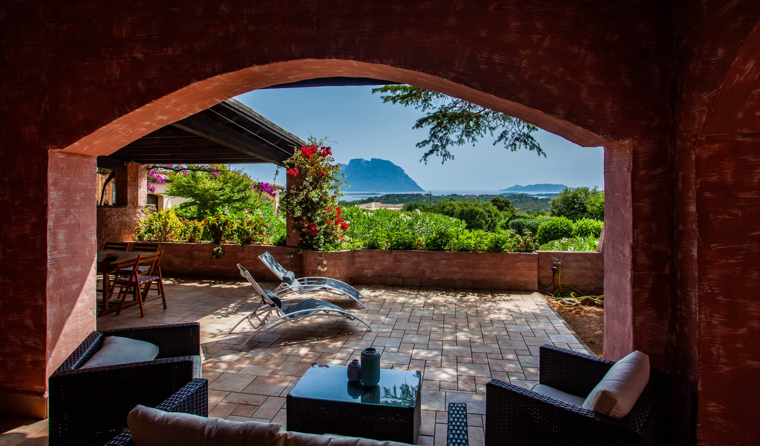 Villa Kalè - veranda with panoramic sea view, rental villa in Costa Corallina