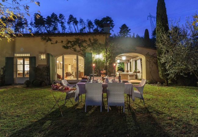 Villa in Camaiore - Luxury Farmhouse with Private Pool in Camaiore close to Lucca