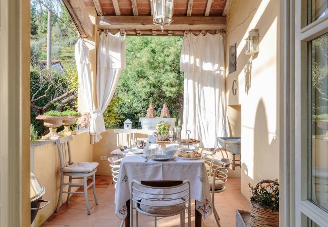 Villa in Camaiore - Luxury Farmhouse with Private Pool in Camaiore close to Lucca