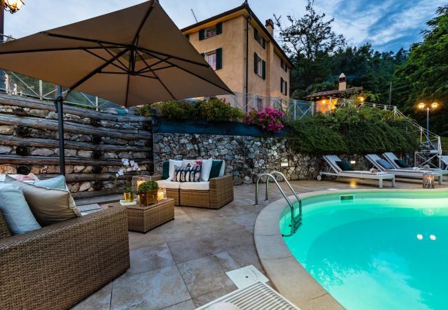 Villa in Camaiore - Casolare Dei Colli Villa in Camaiore - Casolare Dei Colli