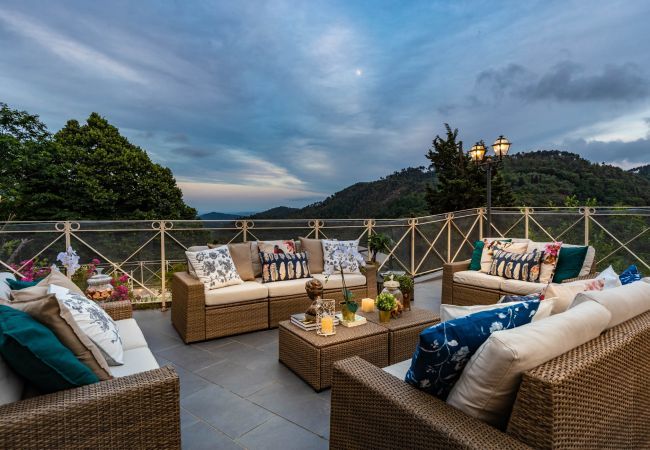 Villa in Camaiore - Casolare Dei Colli Villa in Camaiore - Casolare Dei Colli