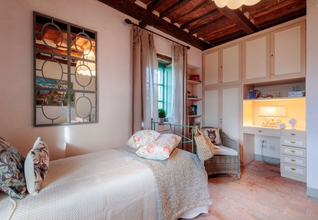 Villa in Lucca - Villa Gufo Villa in Lucca - Villa Gufo