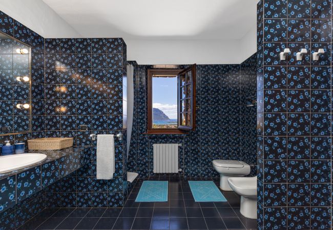 Villa in Porto San Paolo - Villa Halliv Villa in Porto San Paolo - Villa Halliv