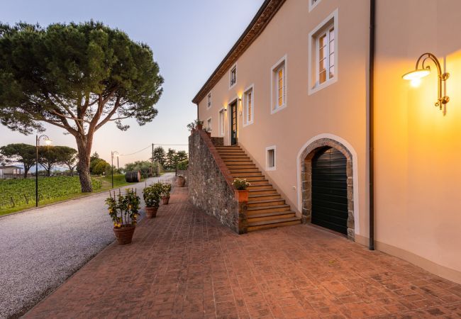 Villa in Capannori - Fattoria Camigliano Wine Estate Villa in Capannori - Fattoria Camigliano Wine Estate