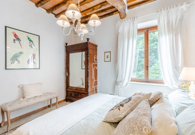 Villa in Vorno - Rio delle Fate Villa in Vorno - Rio delle Fate