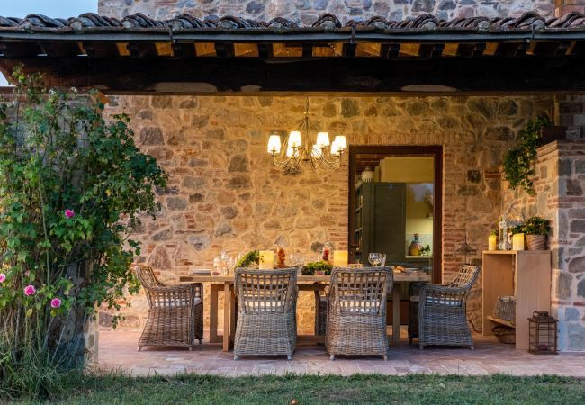 Villa in Orentano - Il Conte Farmhouse Retreat Villa in Orentano - Il Conte Farmhouse Retreat