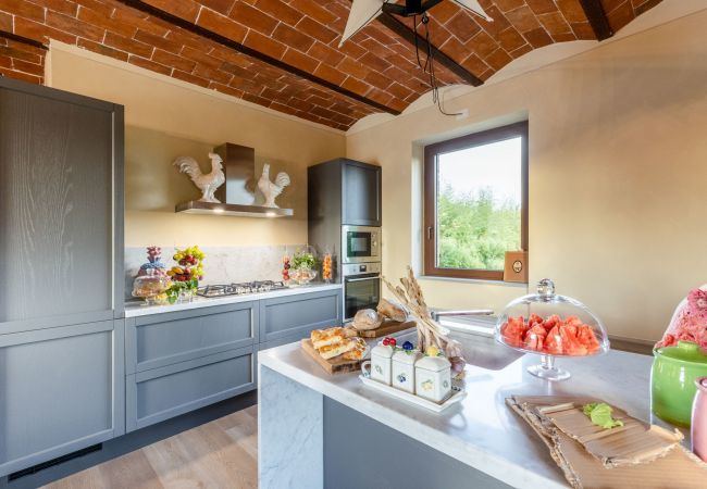 Villa in Orentano - Il Conte Farmhouse Retreat Villa in Orentano - Il Conte Farmhouse Retreat
