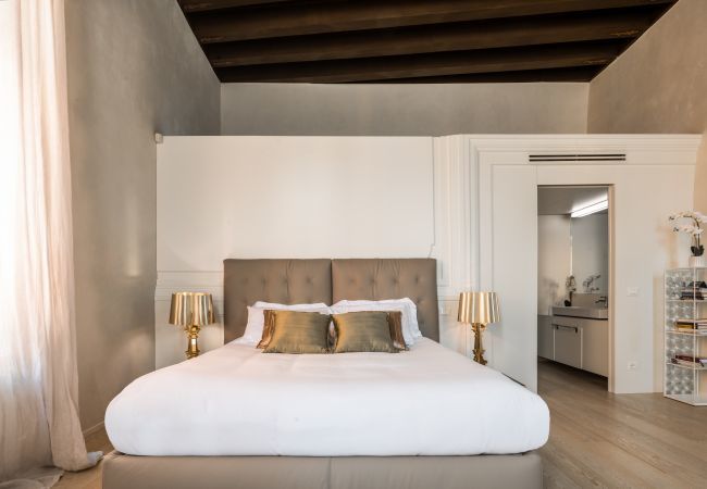 Apartment in Venezia - Palazzo Soranzo Noble Floor R&R Apartment in Venezia - Palazzo Soranzo Noble Floor R&R