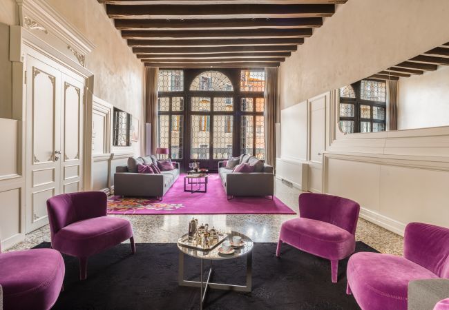 Apartment in Venezia - Palazzo Soranzo Noble Floor R&R Apartment in Venezia - Palazzo Soranzo Noble Floor R&R