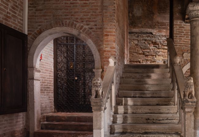 Apartment in Venezia - Palazzo Soranzo Noble Floor R&R Apartment in Venezia - Palazzo Soranzo Noble Floor R&R