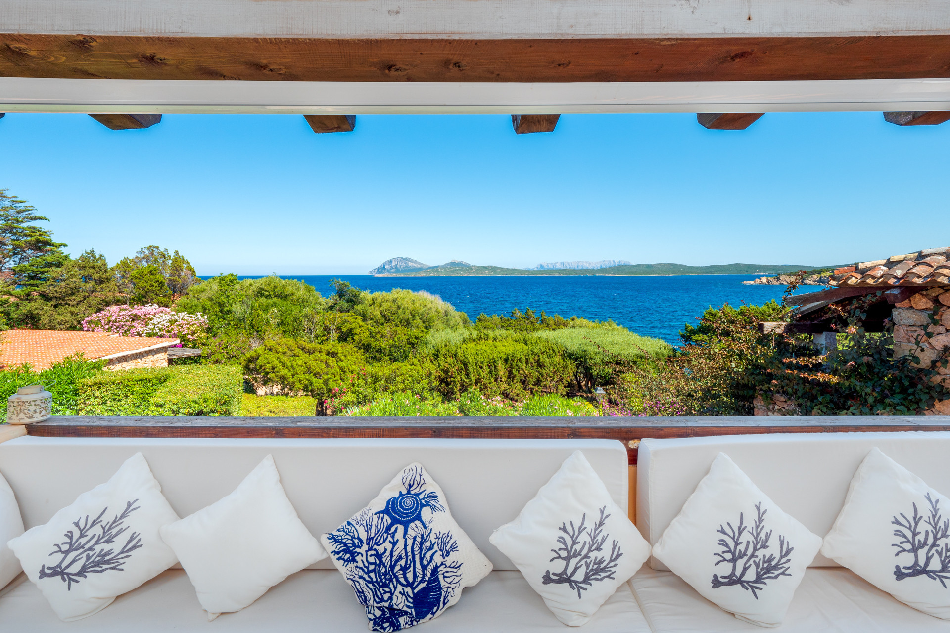 Villa/Dettached house in Porto Rotondo - Punta Volpe Pied Dans L'Eau R&R