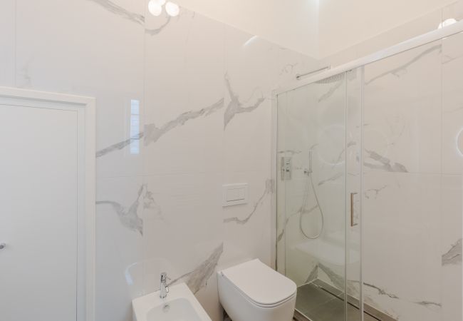 Apartment in Lucca - Casa Lazzaro, Contemporary Ground Floor Apartment Apartment in Lucca - Casa Lazzaro, Contemporary Ground Floor Apartment