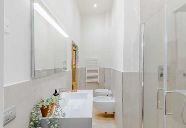 Apartment in Lucca - Casa Lazzaro, Contemporary Ground Floor Apartment Apartment in Lucca - Casa Lazzaro, Contemporary Ground Floor Apartment