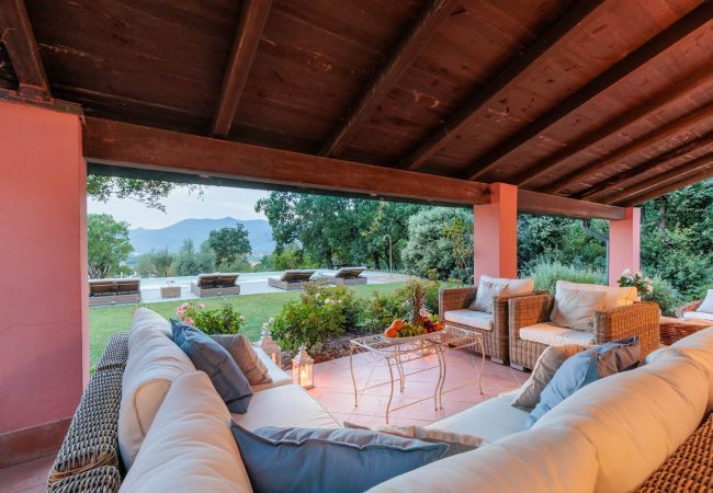 Villa in Bientina - Cà Uvenere, Modern Farmhouse with Pool Villa in Bientina - Cà Uvenere, Modern Farmhouse with Pool