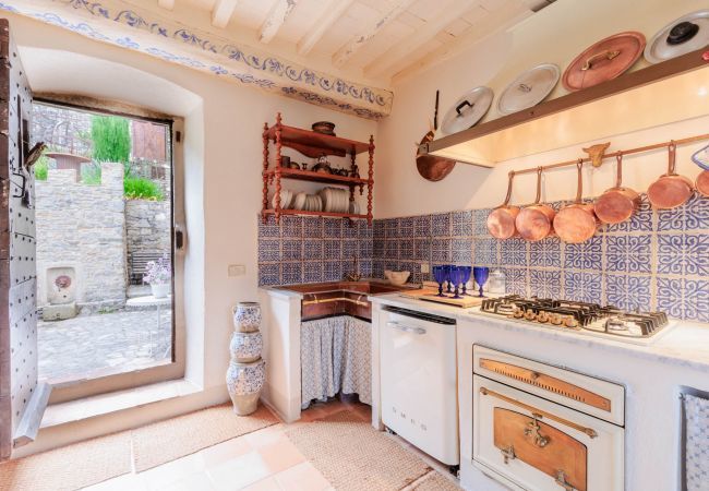 Villa in Borgo a Mozzano - Gran Burrone Castle Villa in Borgo a Mozzano - Gran Burrone Castle