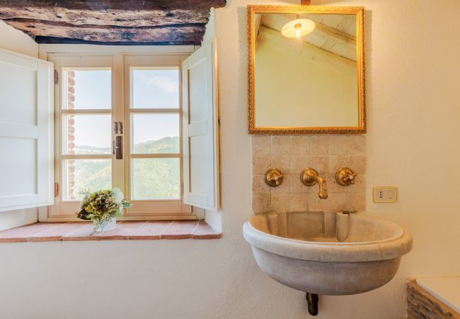 Villa in Borgo a Mozzano - Gran Burrone Castle Villa in Borgo a Mozzano - Gran Burrone Castle