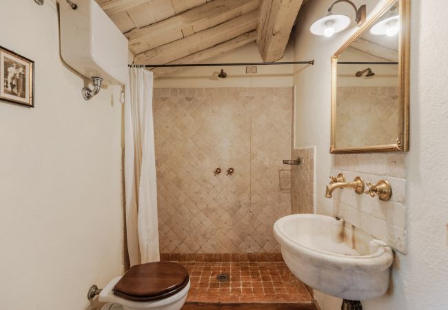 Villa in Borgo a Mozzano - Gran Burrone Castle Villa in Borgo a Mozzano - Gran Burrone Castle