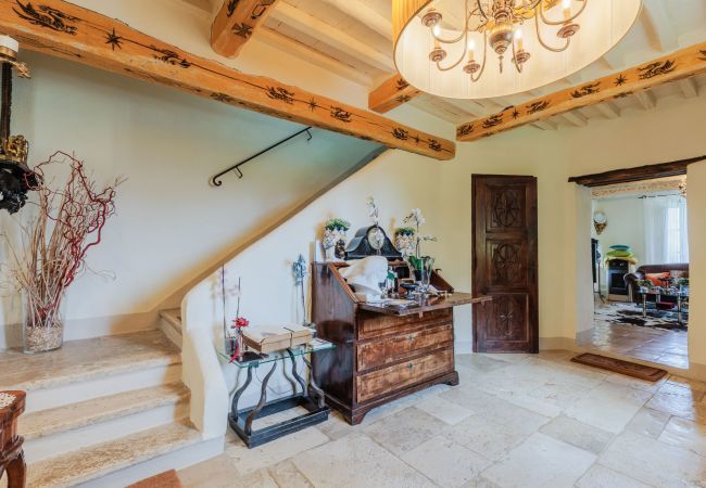 Villa in Borgo a Mozzano - Gran Burrone Castle Villa in Borgo a Mozzano - Gran Burrone Castle