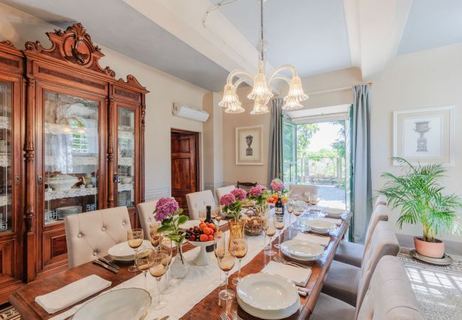 Villa in Vorno - Villa Magnolie, Stylish Family Villa Villa in Vorno - Villa Magnolie, Stylish Family Villa
