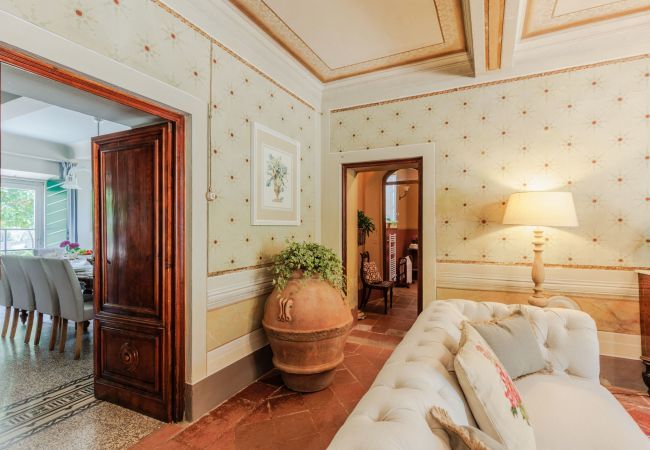Villa in Vorno - Villa Magnolie, Stylish Family Villa Villa in Vorno - Villa Magnolie, Stylish Family Villa